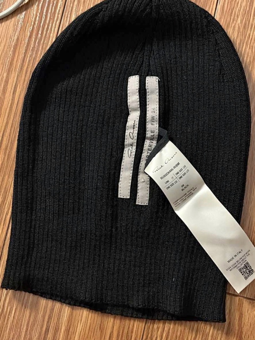 Rick Owens Neutral Gray & White Branded Hang Tags